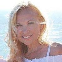 Ruth Collins